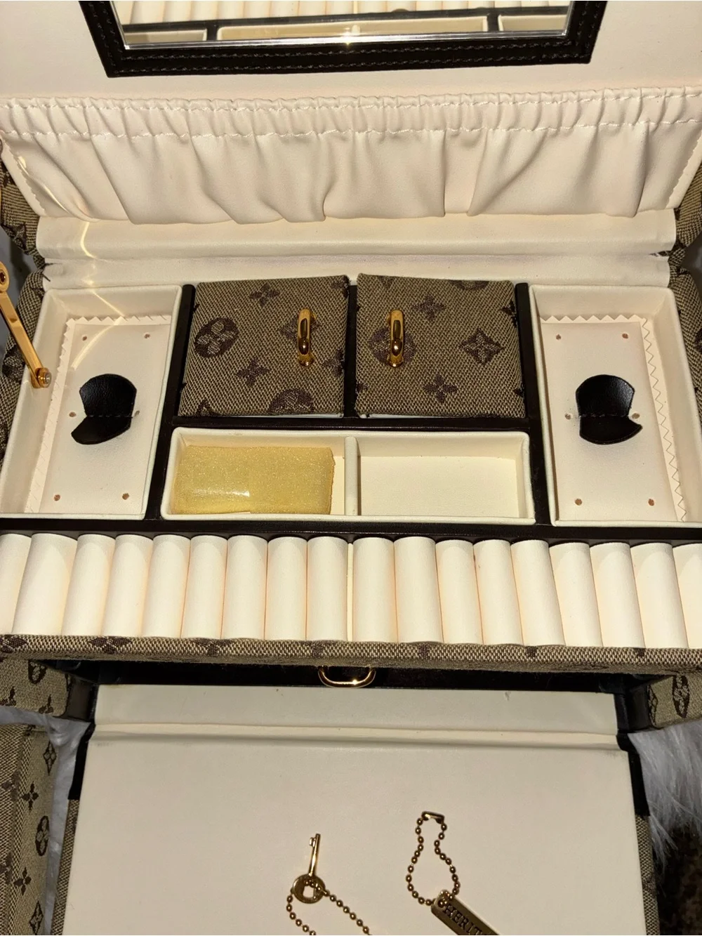 Wolf Design private label 2005 jewelry box with travel box.